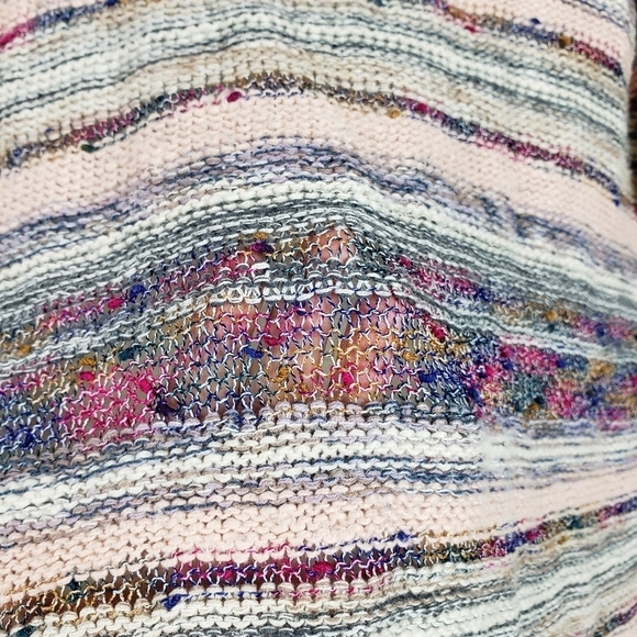 American rag boho, tassel sweater size medium - Picture 3 of 7